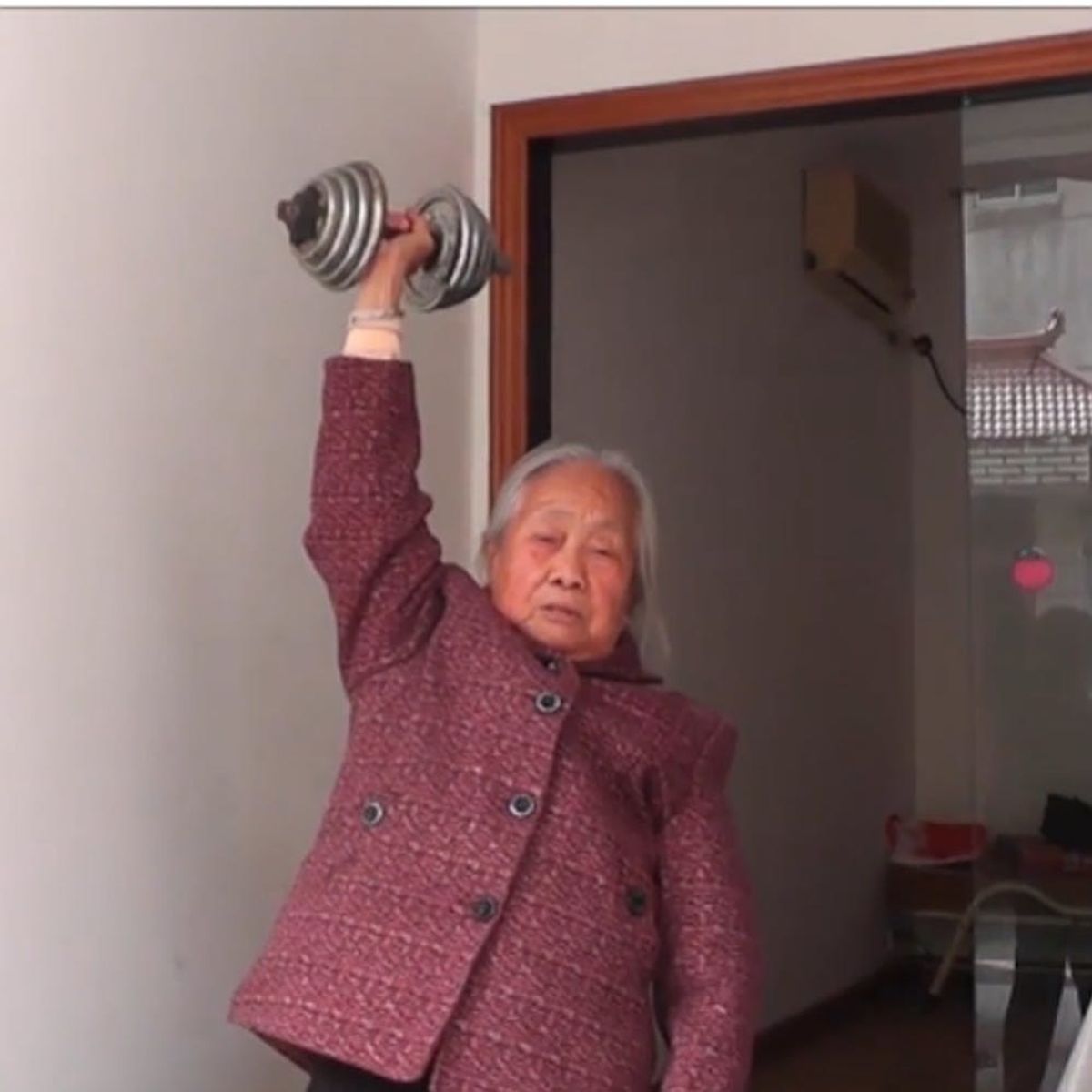 This 85-Year-Old’s Workout Routine Will Put Yours to Shame