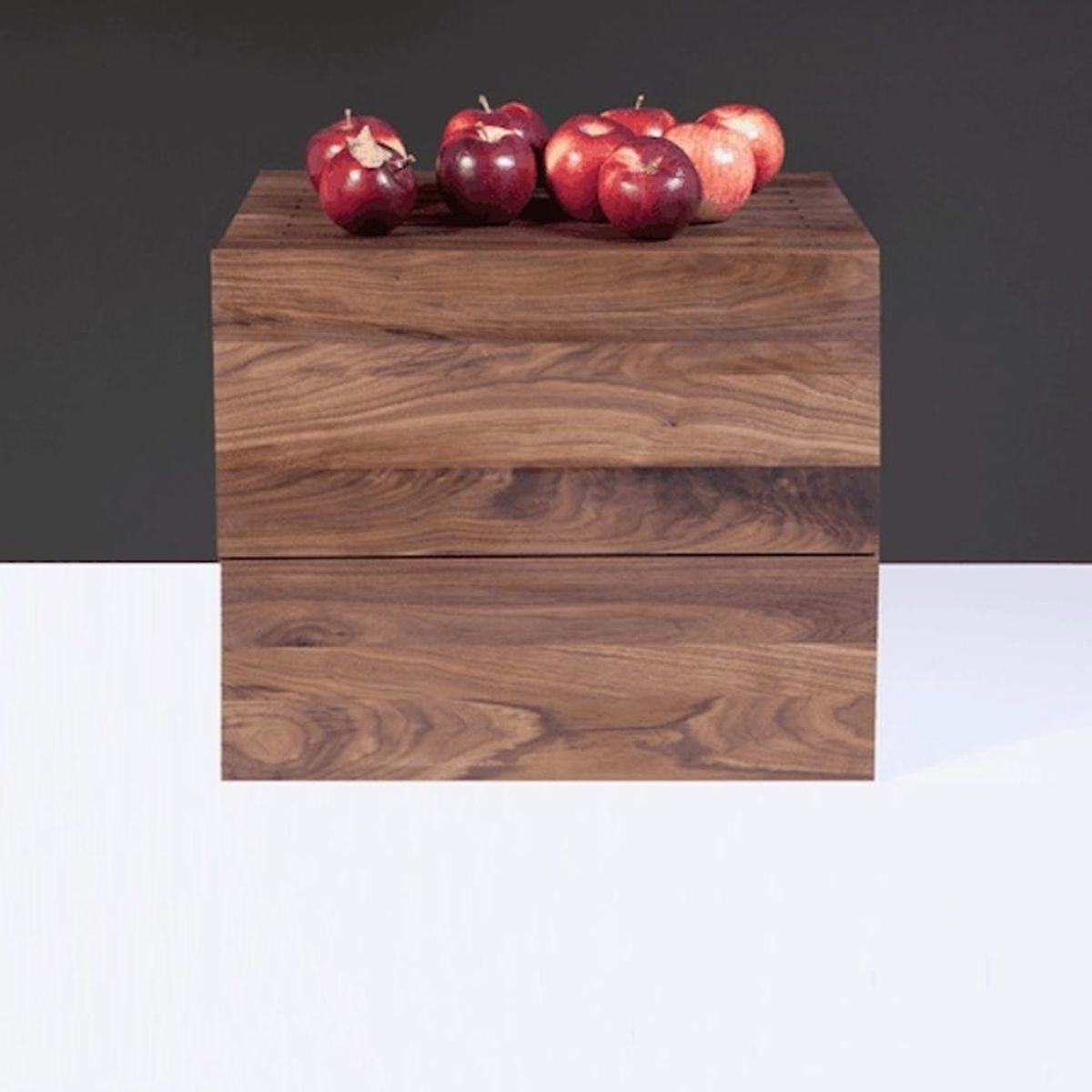This Sleek Storage System Keeps Fruit Fresh With No Electricity