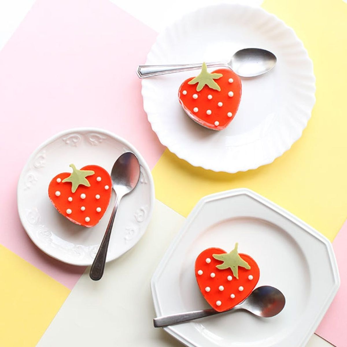 These No-Bake Strawberry Cheesecakes Are the Cutest Things You’ll Ever Eat