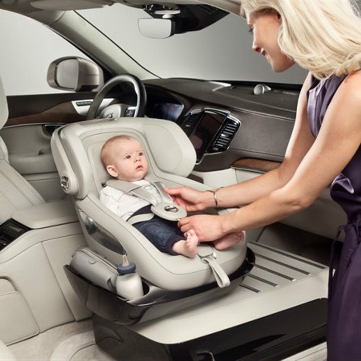 Parents: This Car Co Is Solving All Your Car Seat Struggles