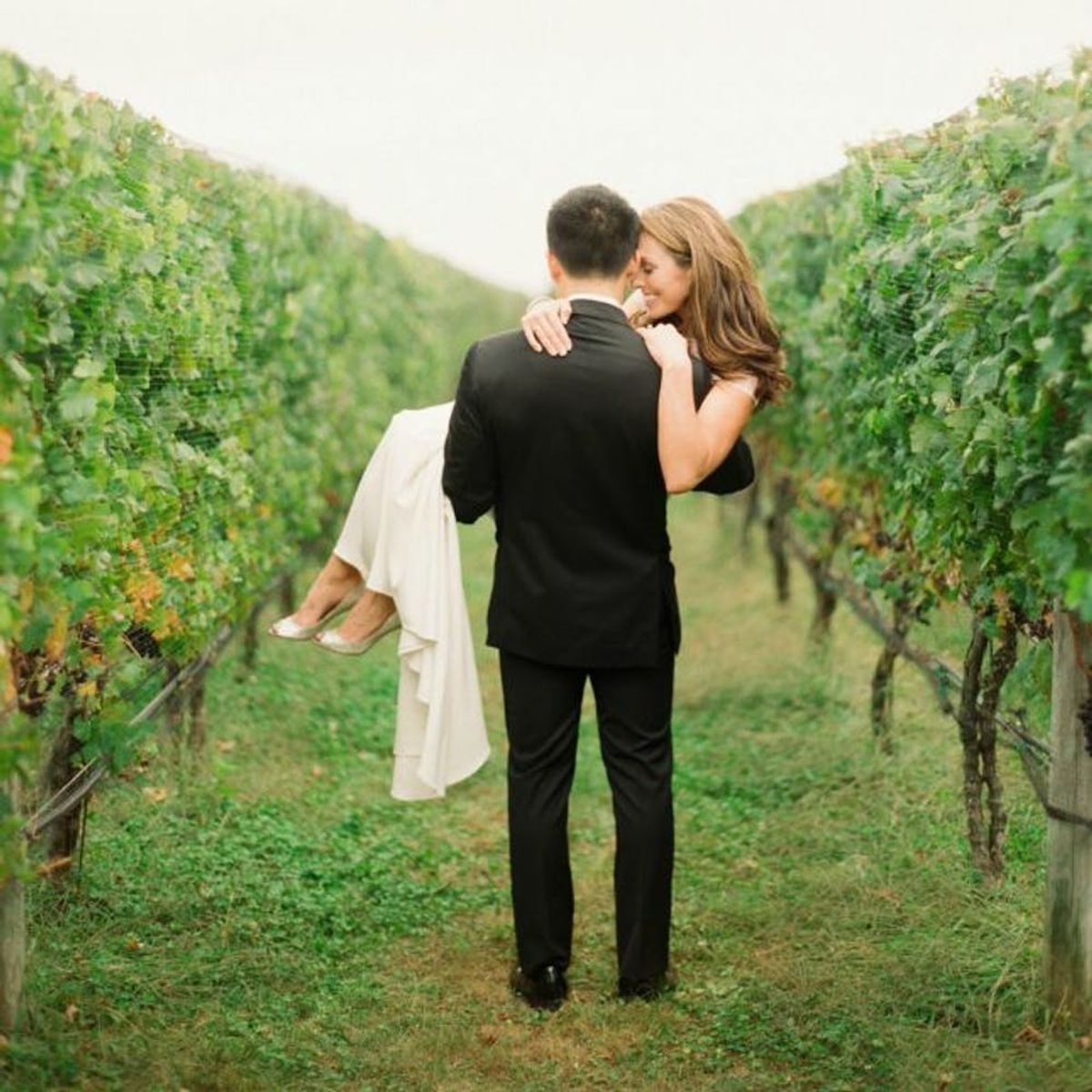 17 Creative Ideas for Planning a Romantic Winery Wedding