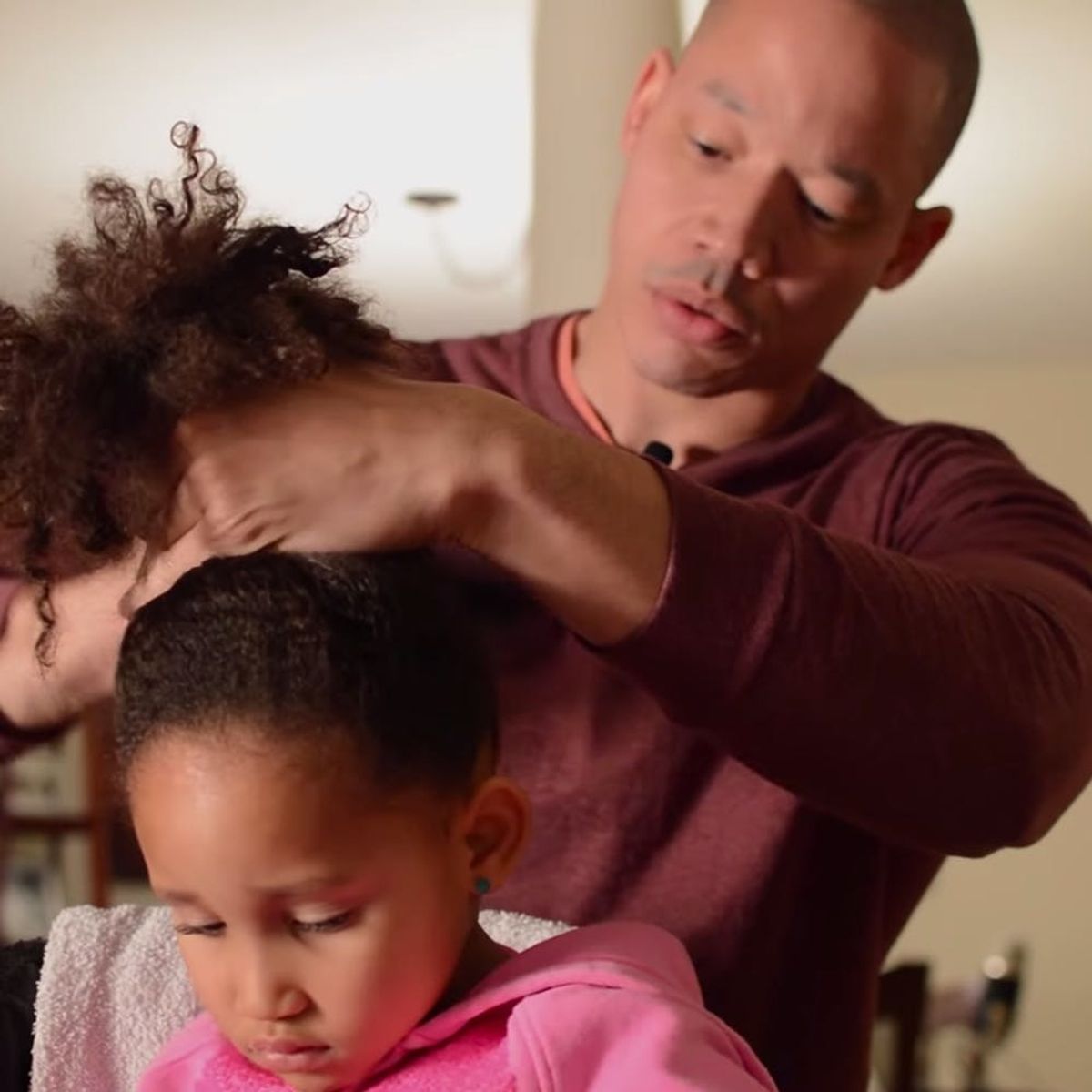 There’s a Class for Dads to Learn How to Braid Their Daughters’ Hair Now