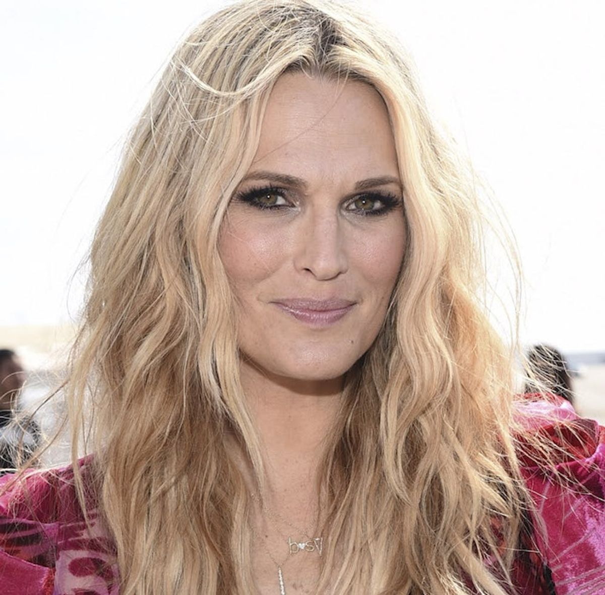 Why Molly Sims and Other Moms Are Posting This on Instagram