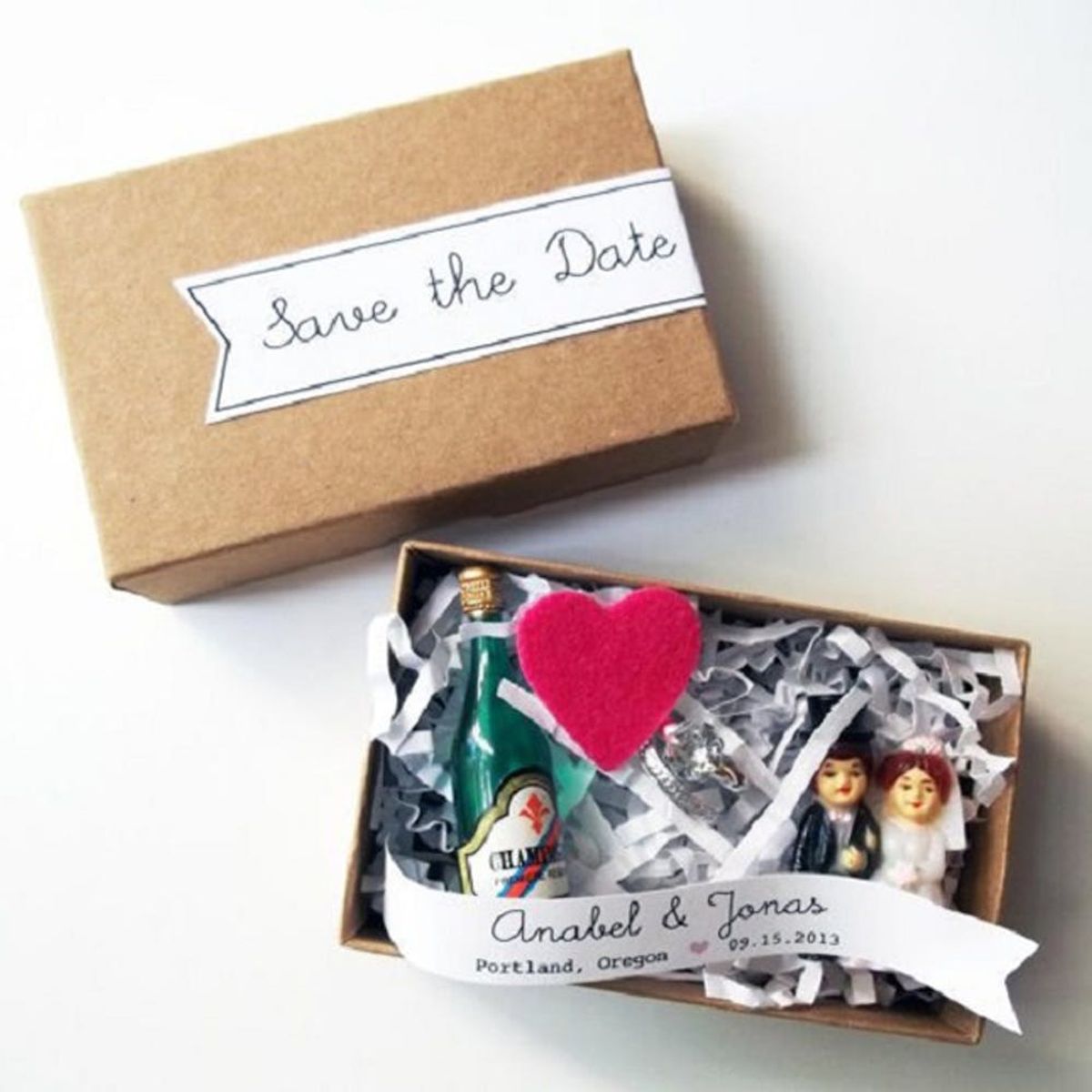 24 Creative DIY Save the Dates Your Guests Will Love