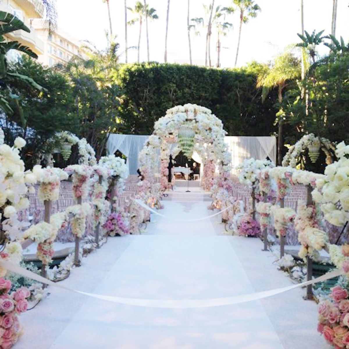 Jessica Simpson’s Wedding Florist Shares Decor + Budget Tips for Your Big Day