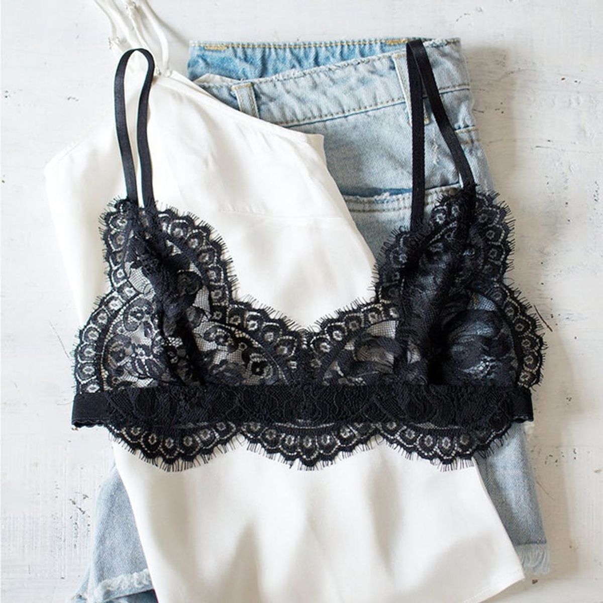 What to Make This Weekend: A Lace Bralette, Marquee Cake Topper + More