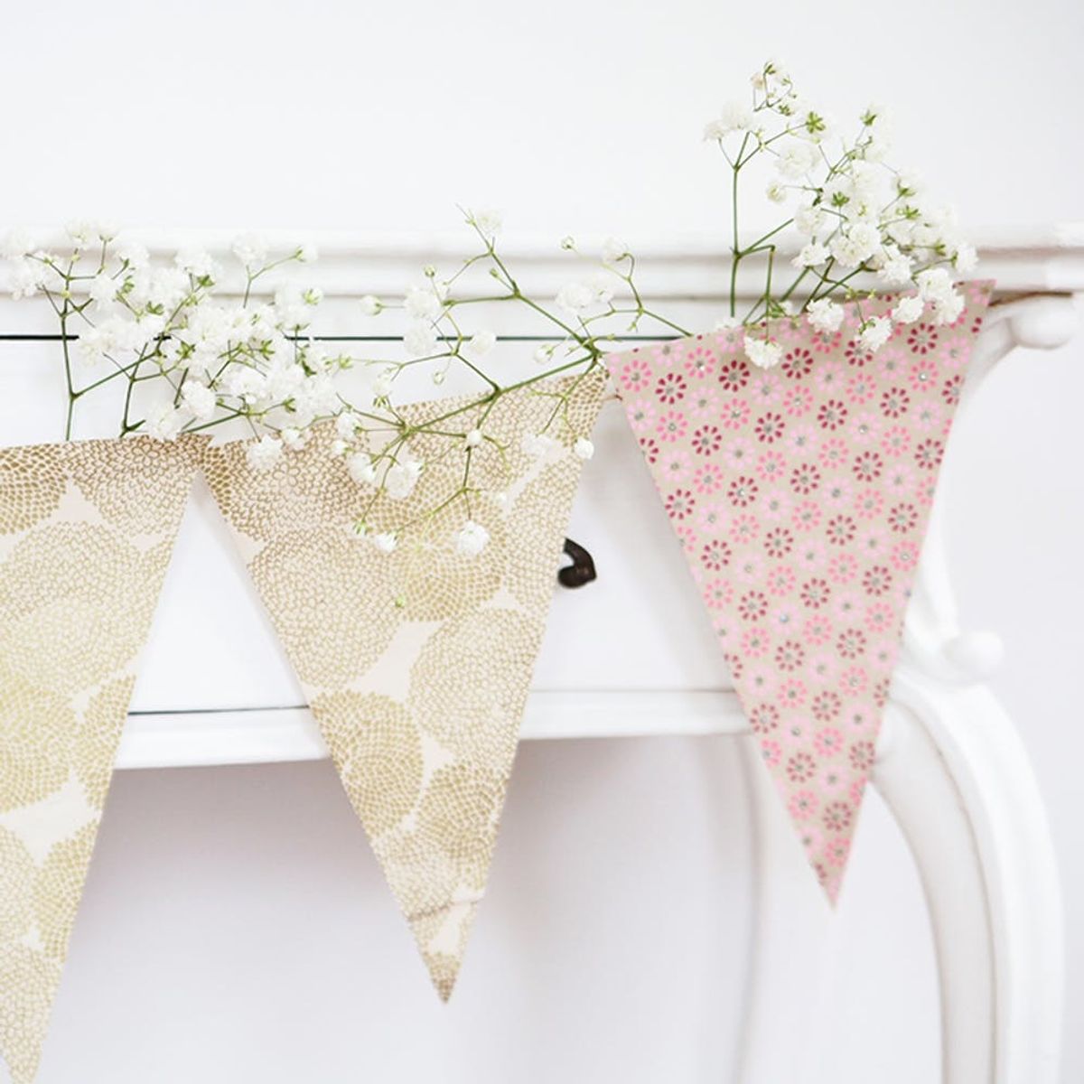 5-Minute DIY: How to Make the Prettiest Party Garland Ever