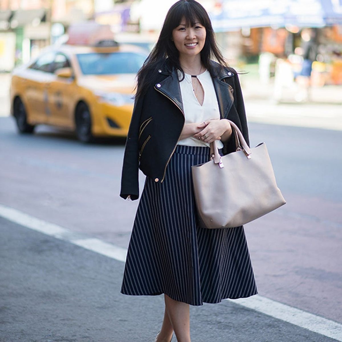See What This Dating Expert Wears to Work