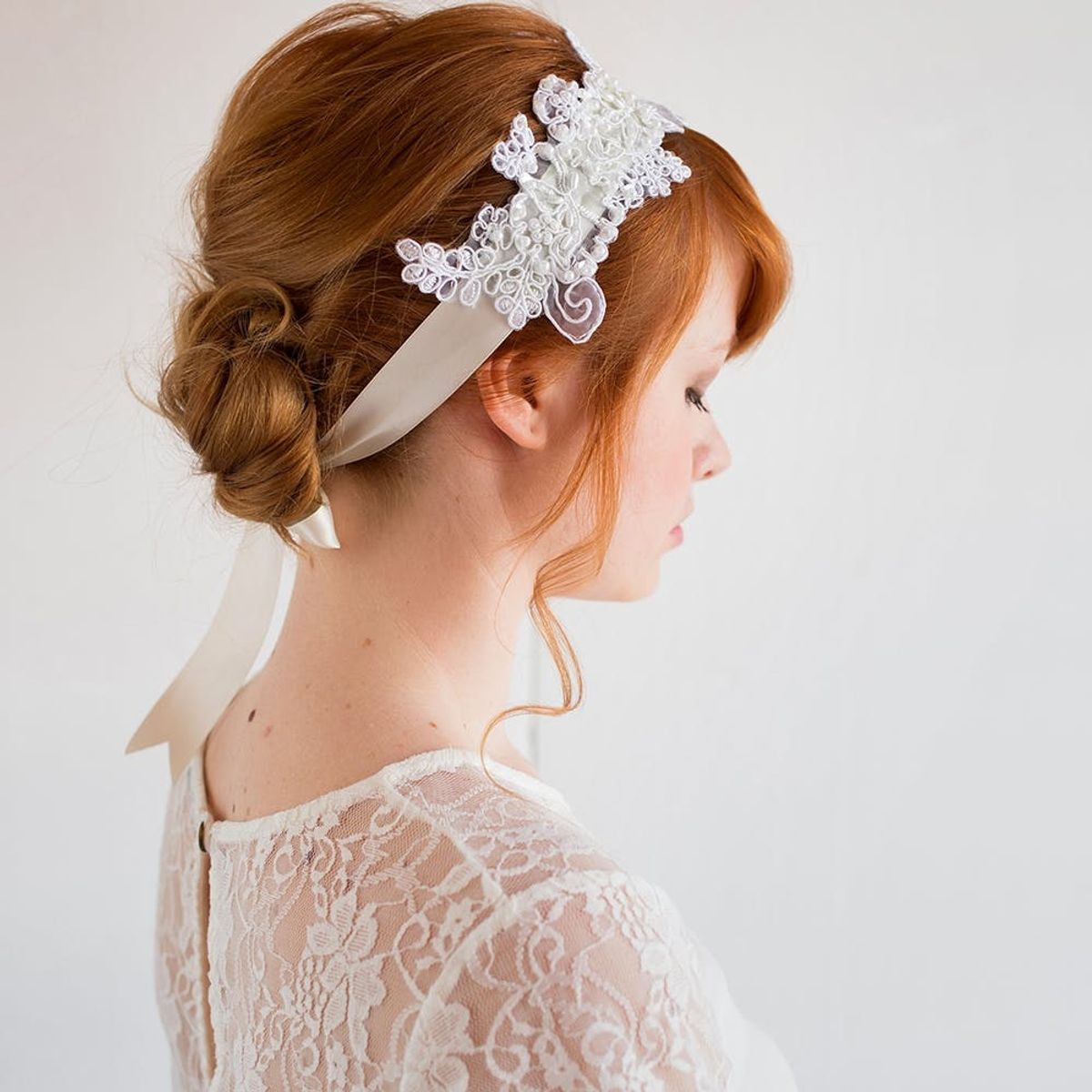 How to Make a Gorgeous Wedding Hair Accessory in Less Than 5 Minutes