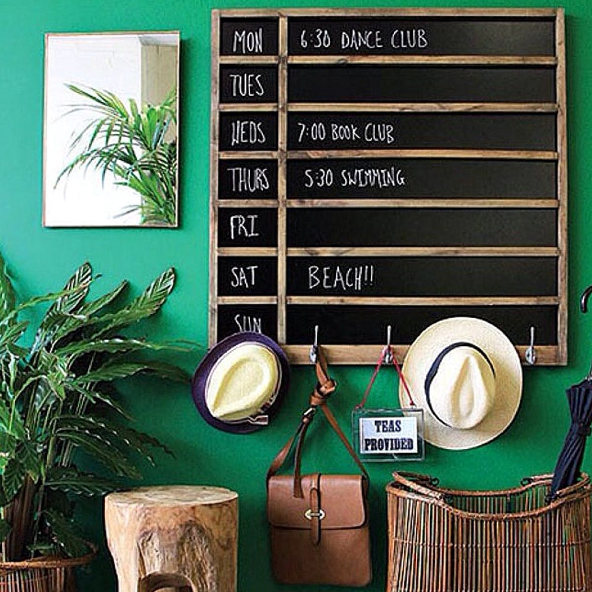 10 Ways to Decorate With May’s Birthstone: Emerald