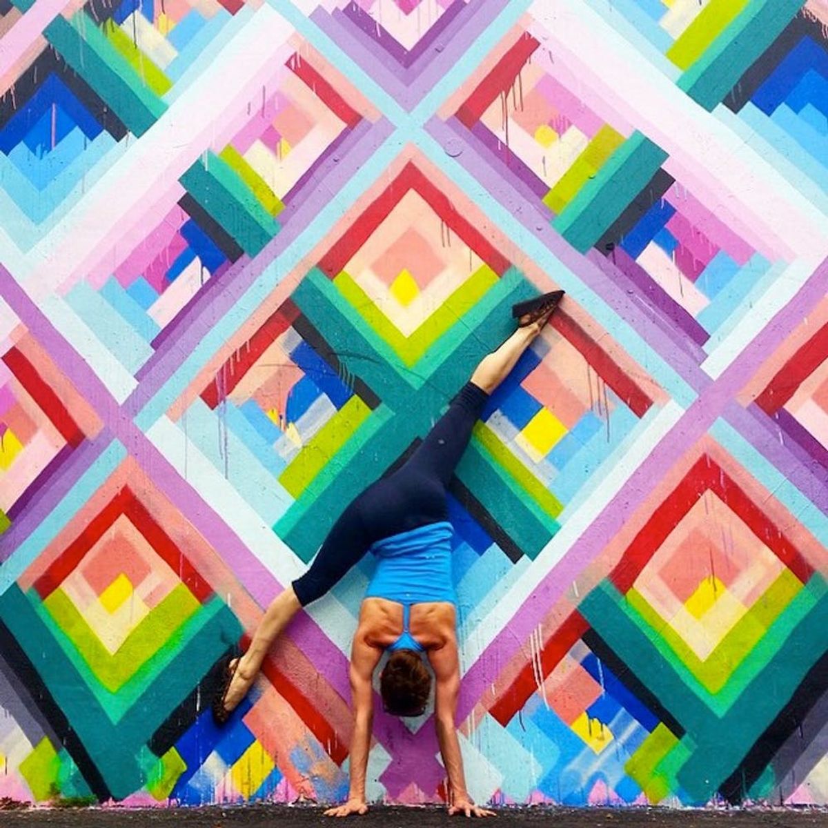 Yoga Street Art Is a Thing and It’s Awesome