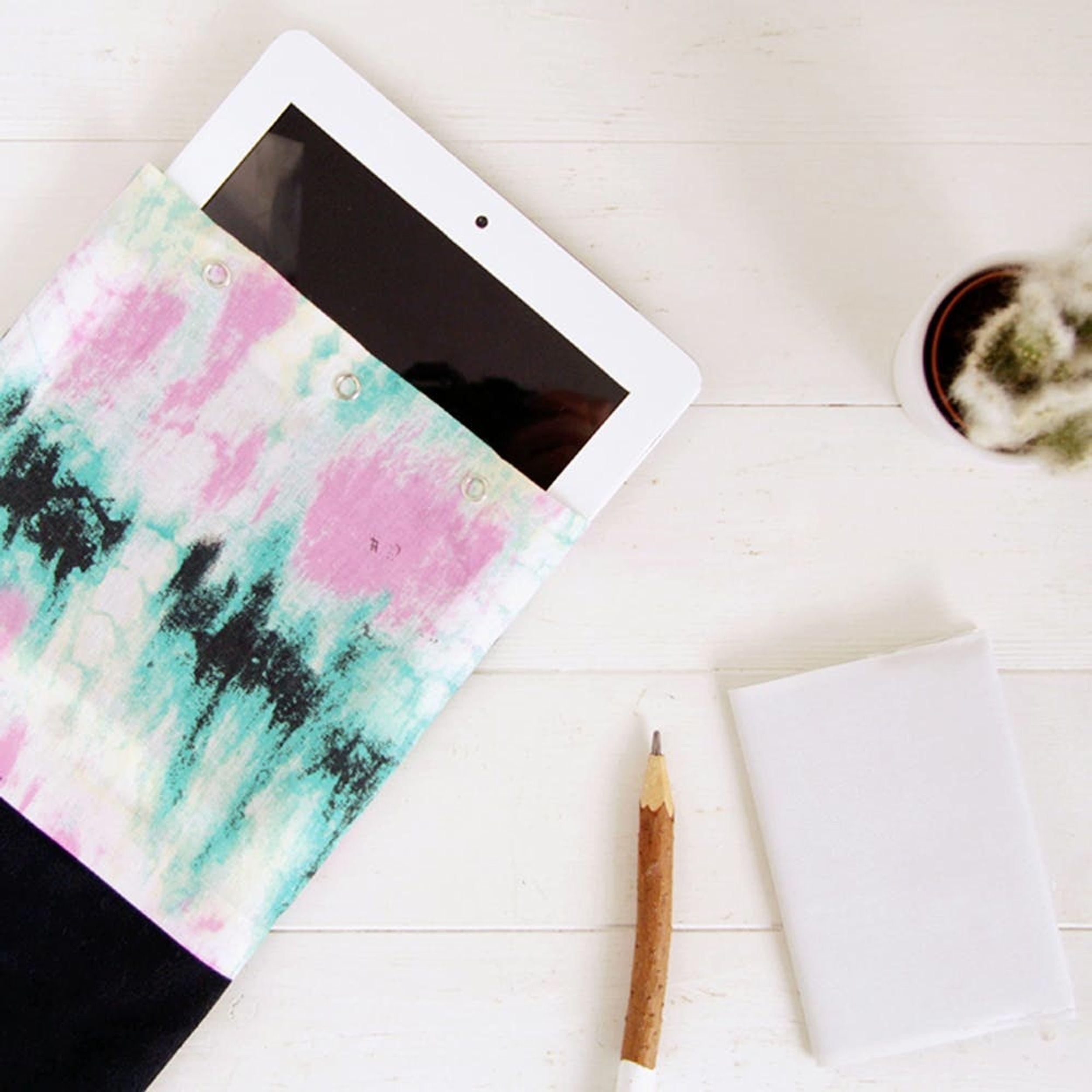 16 Ways to Cover + Protect Your iPad or Kindle