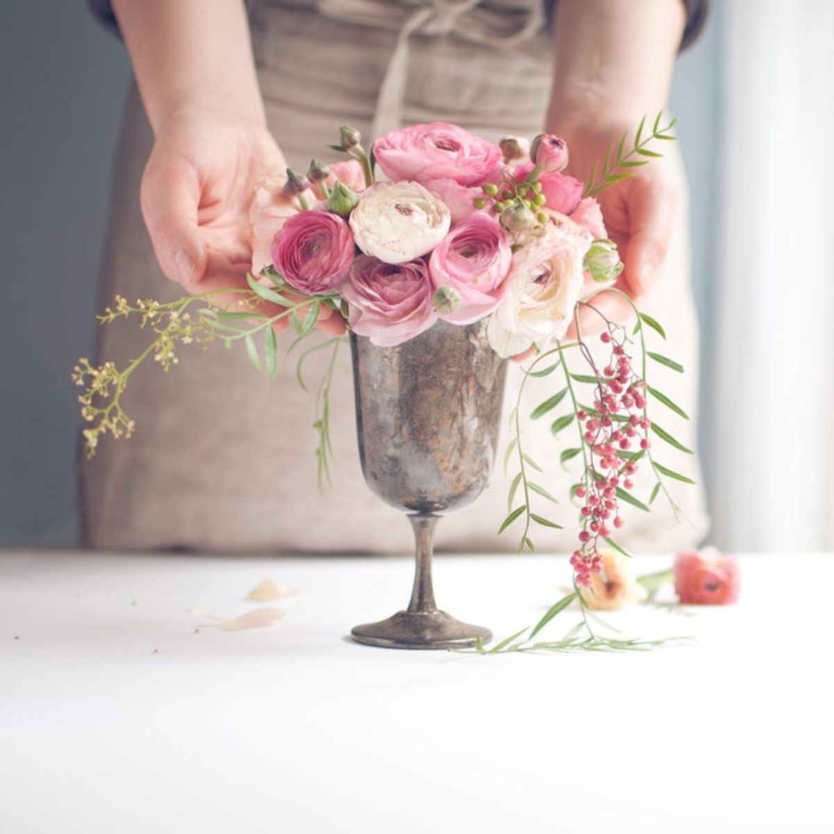 How to Cut Wedding Costs by Doing Your Own Floral Arrangements