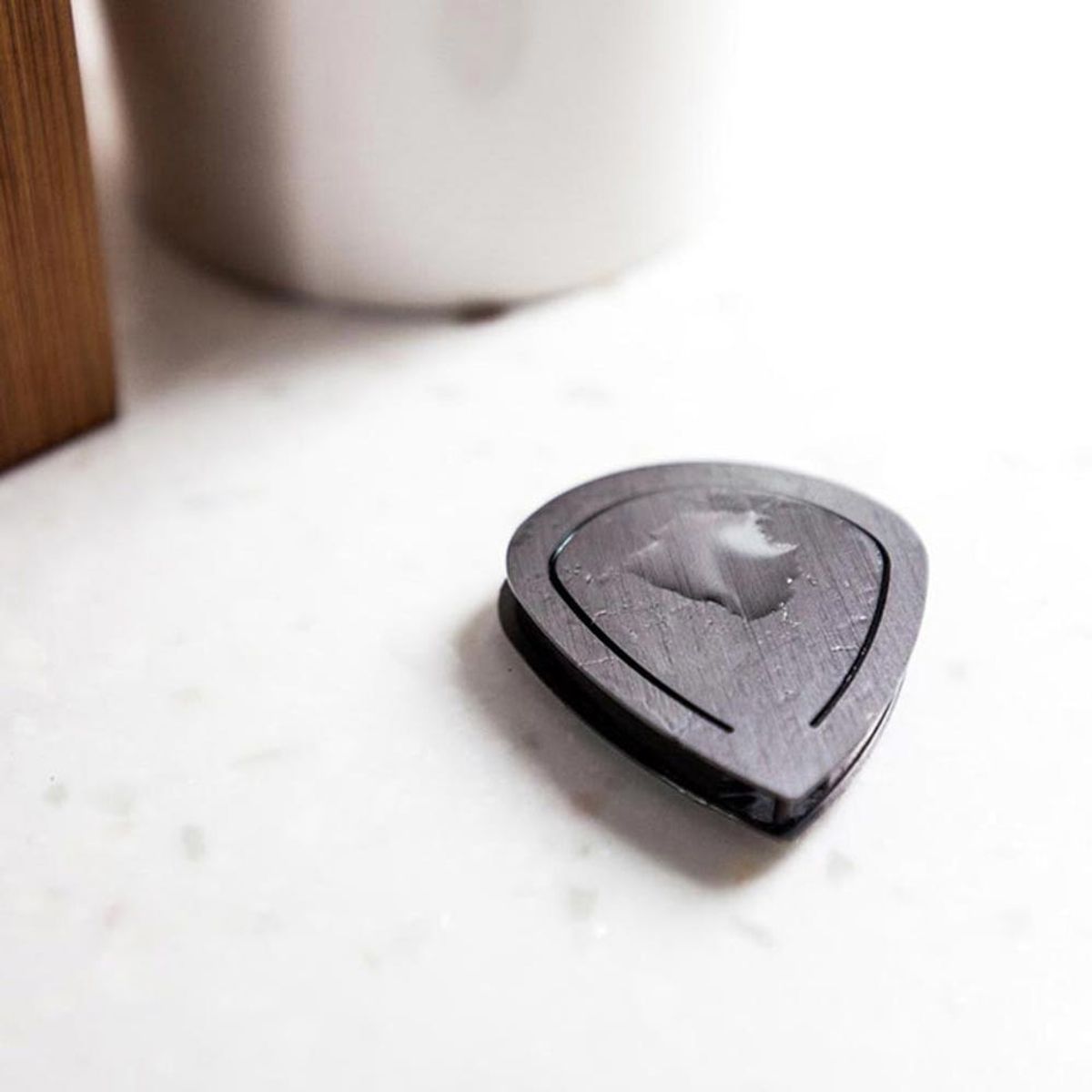 This Multifunction Button Is Going to Simplify Your Life