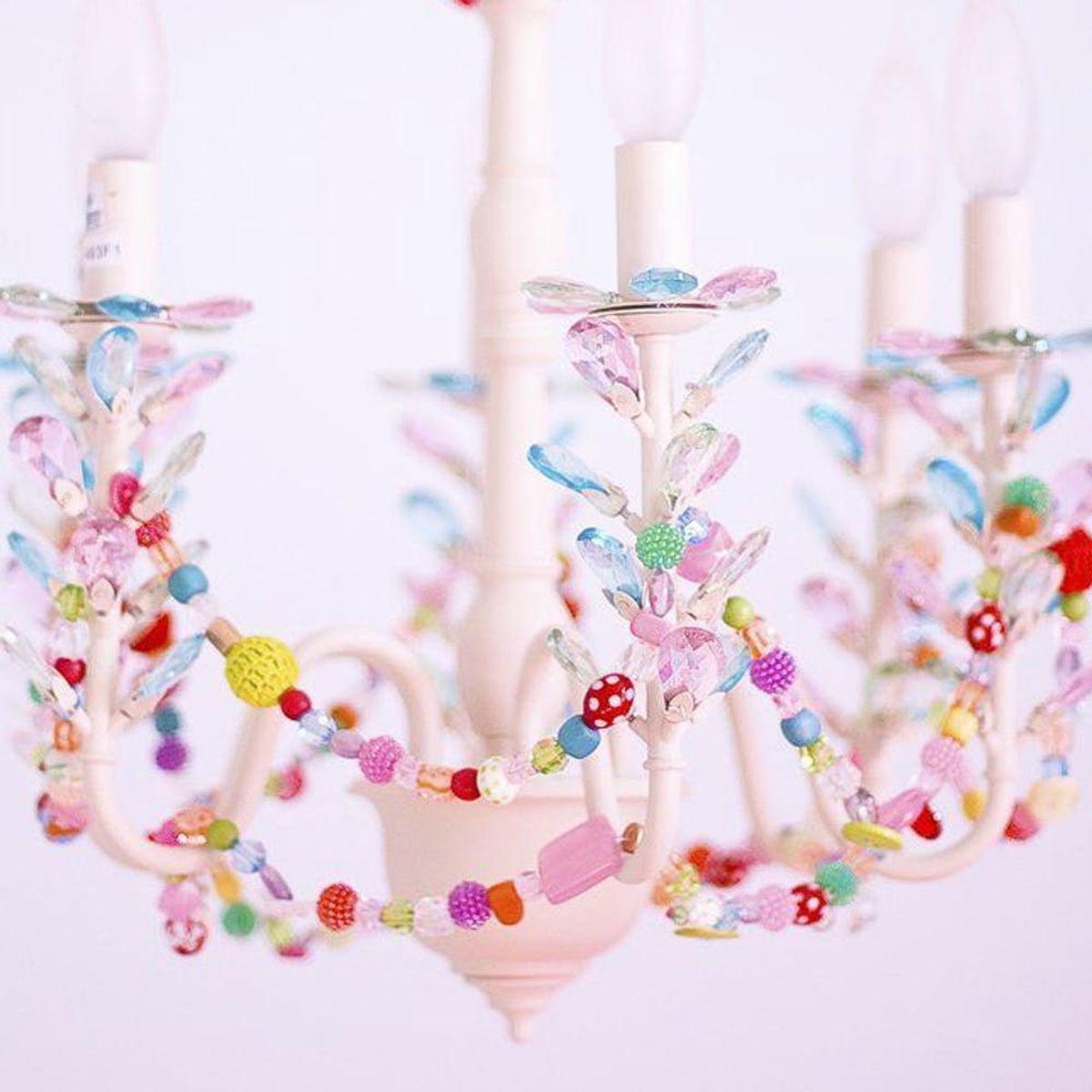 10 Kids’ Chandeliers You’ll Want to Hang in Your Room
