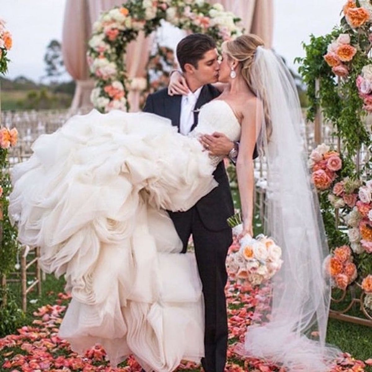 15 Wedding Planning Instagrammers Worth a Follow