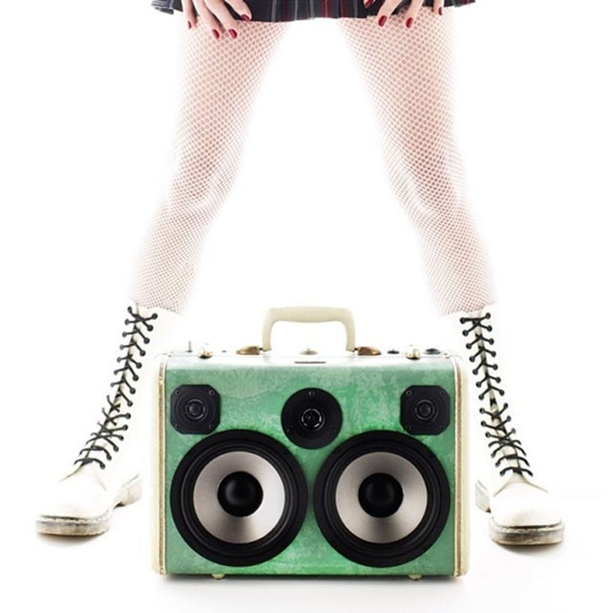 This Vintage Suitcase Is Actually a New/Old School Boombox