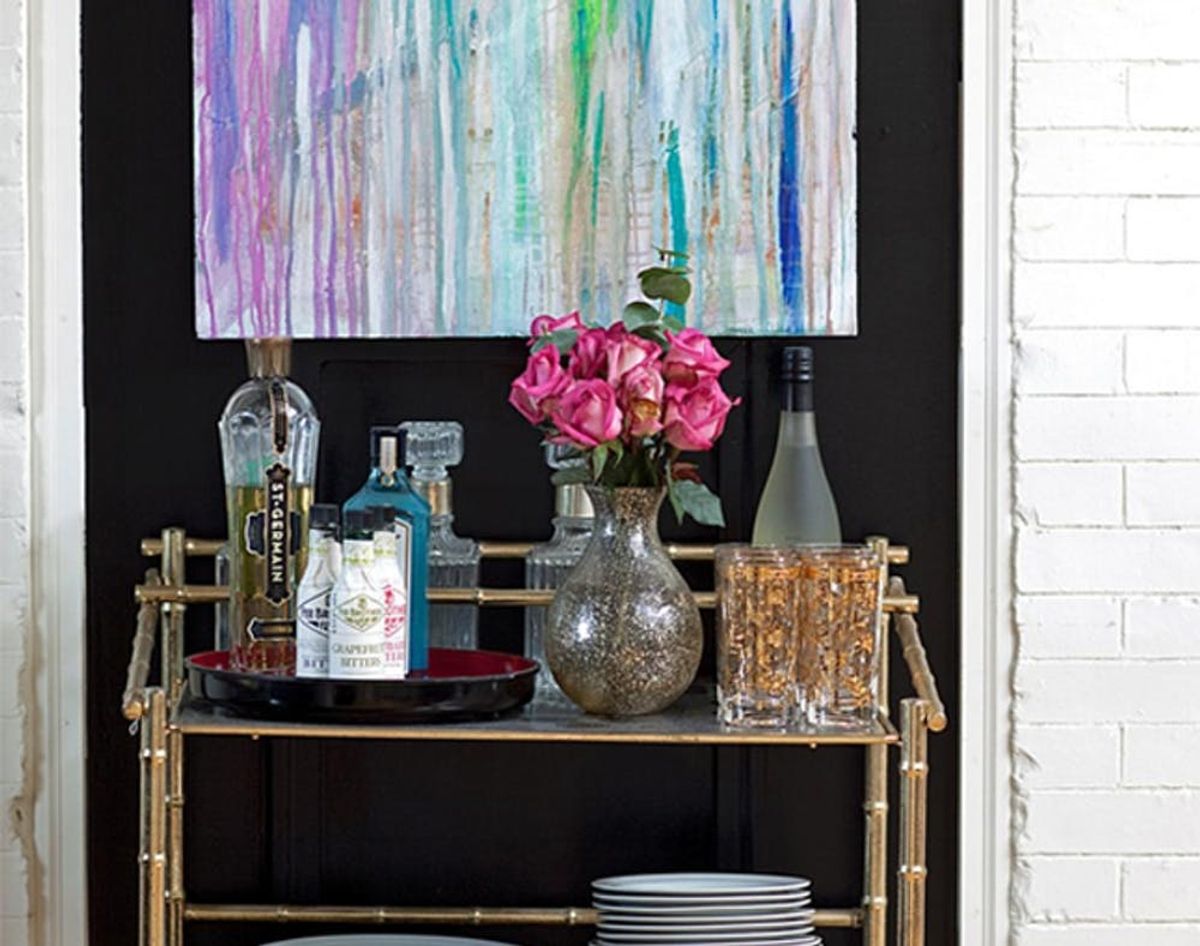 10 Superstar Styling Tips for the Perfect Bar Cart