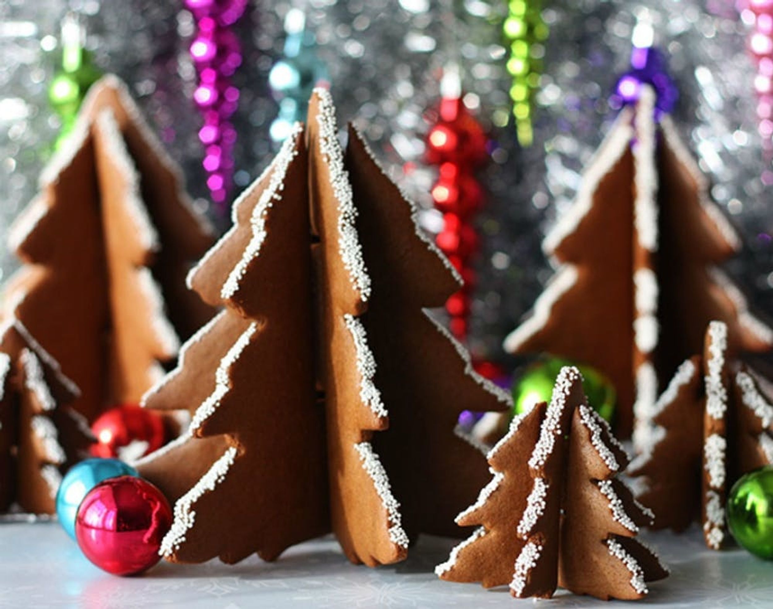 16 3D Christmas Tree Desserts to Make