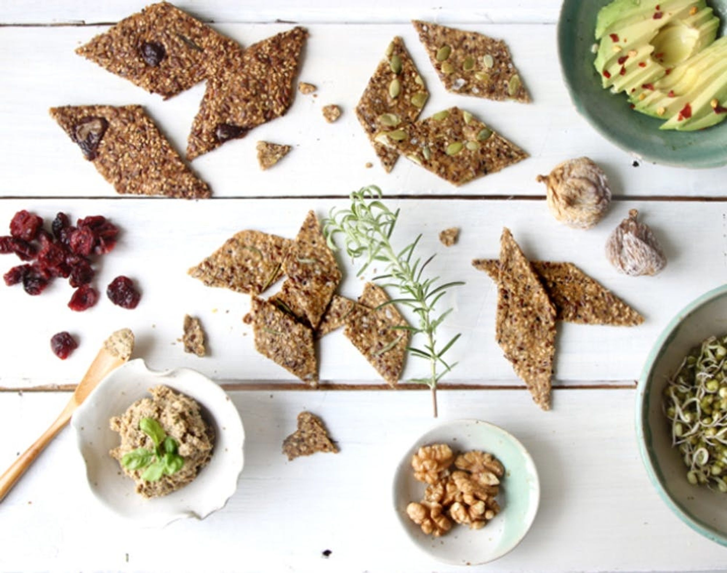 10 Homemade Crackers to Serve at Your Next Shindig