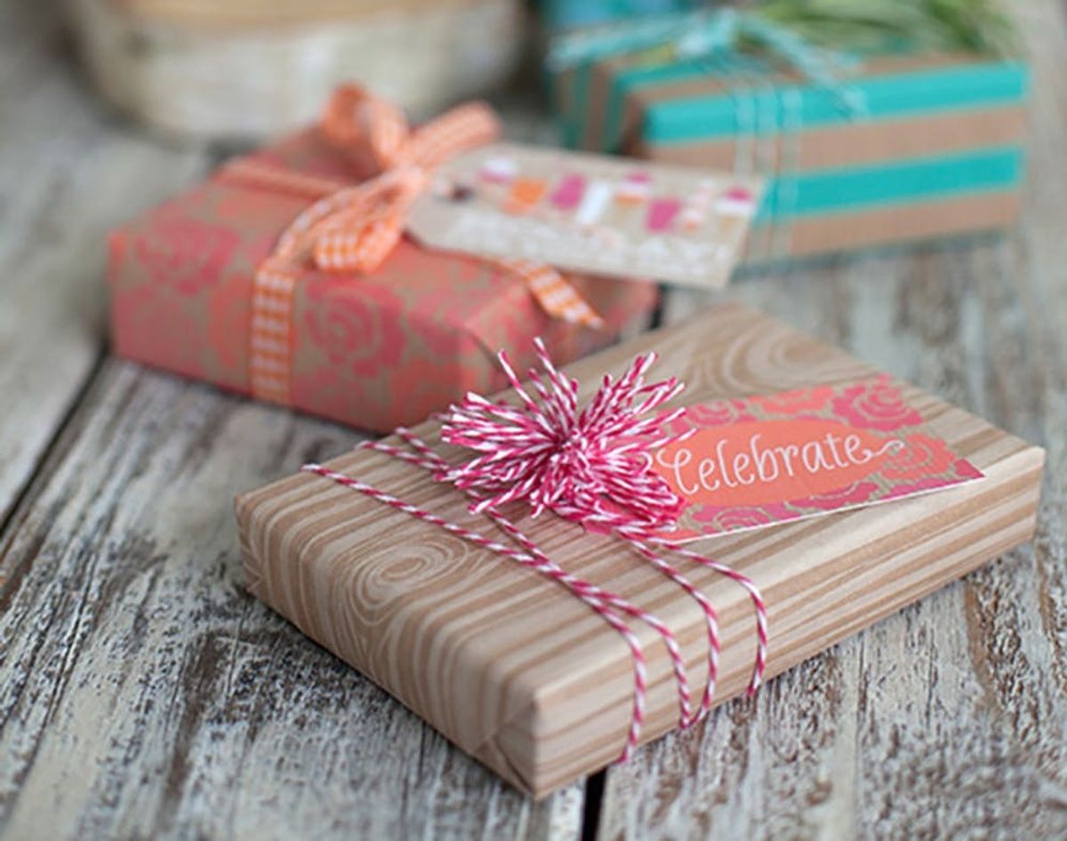 Wrap it Up With 18 Free Printable Gift Wraps