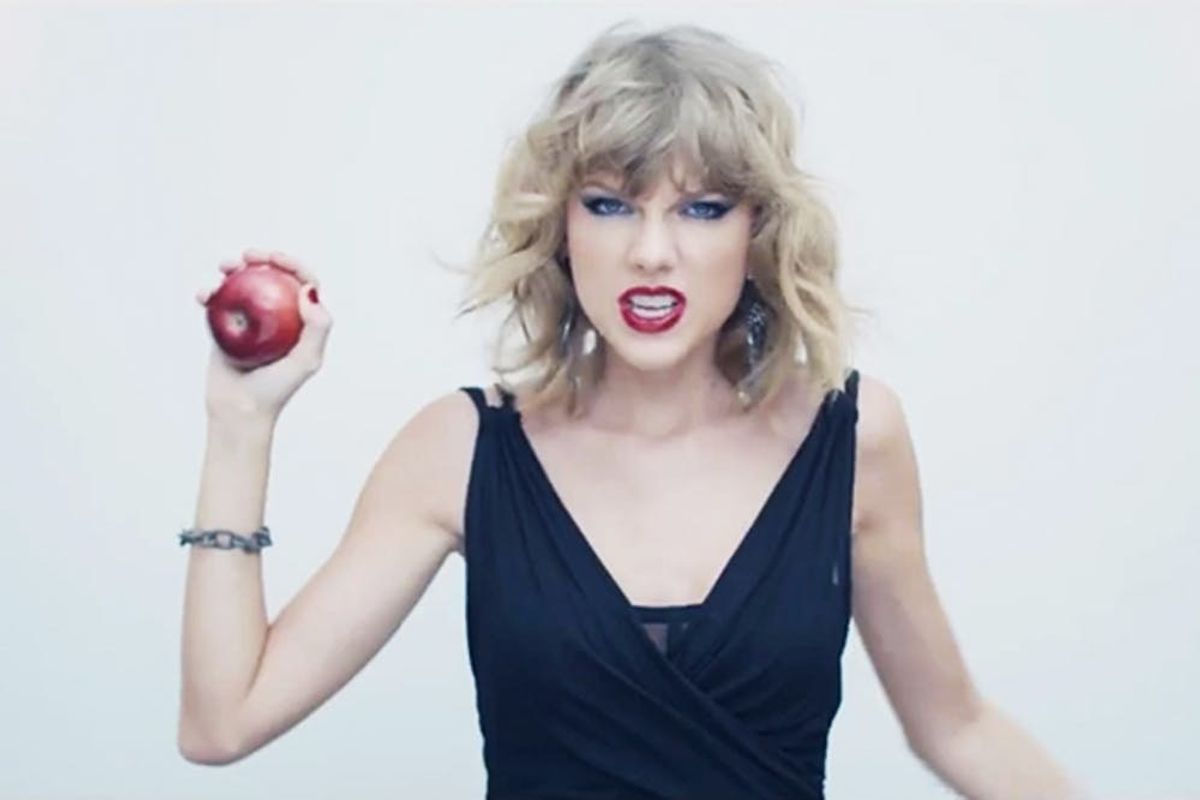 Taylor Swift’s App Lets You Go Inside Her Music Video