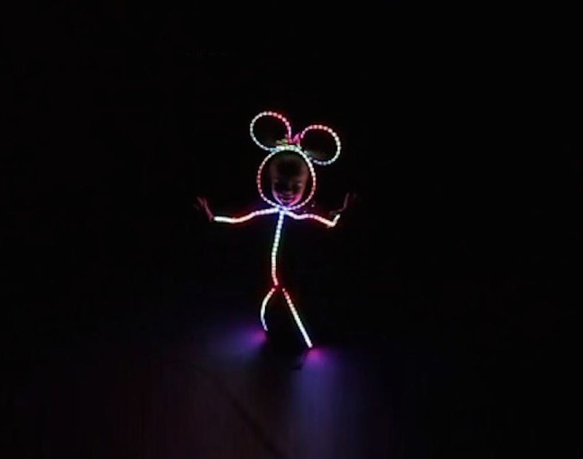 See the LED Minnie Mouse Costume This Dad Made for His Daughter