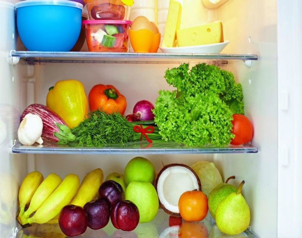 This Infographic Shows You How to Organize Your Fridge