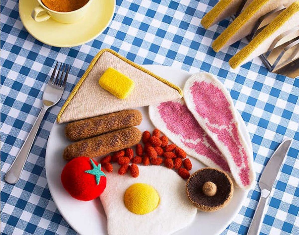 OMG: 16 Pieces of Knitted Food Art Good Enough to Instagram