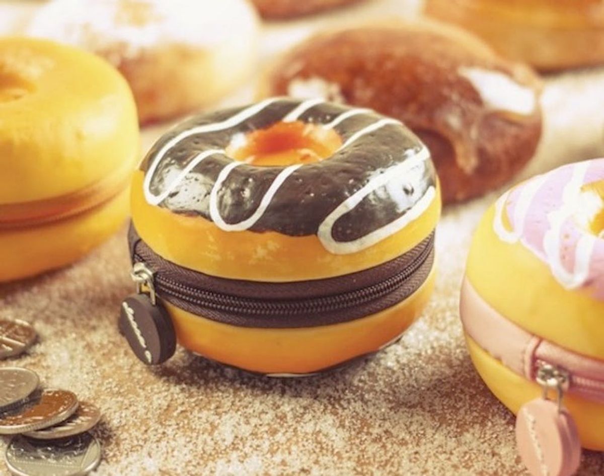A Donut-Scented Coin Purse? Want!