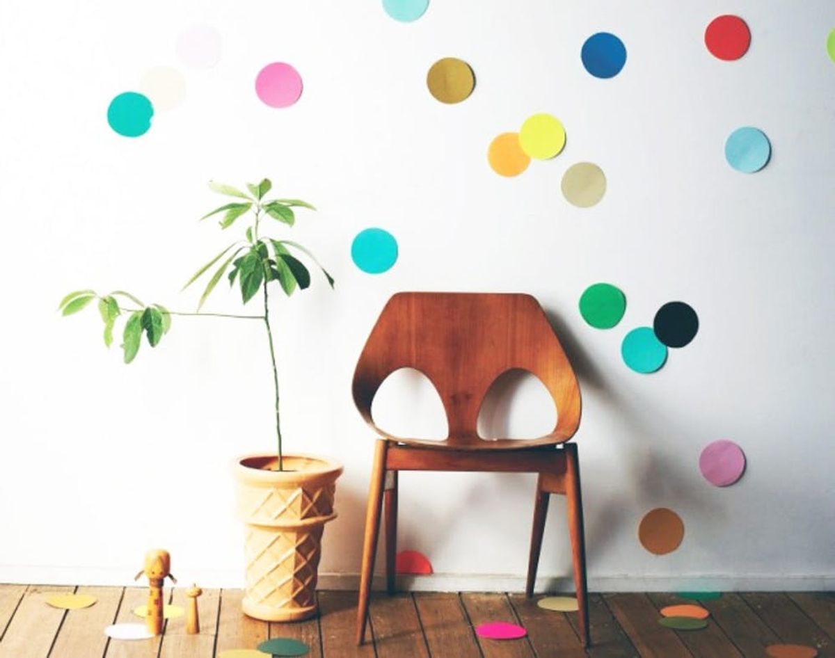 Deck the Walls With 16 DIY Decals