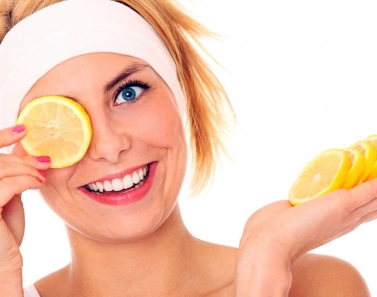 10 Simple Ways to Get Rid of Oily Skin
