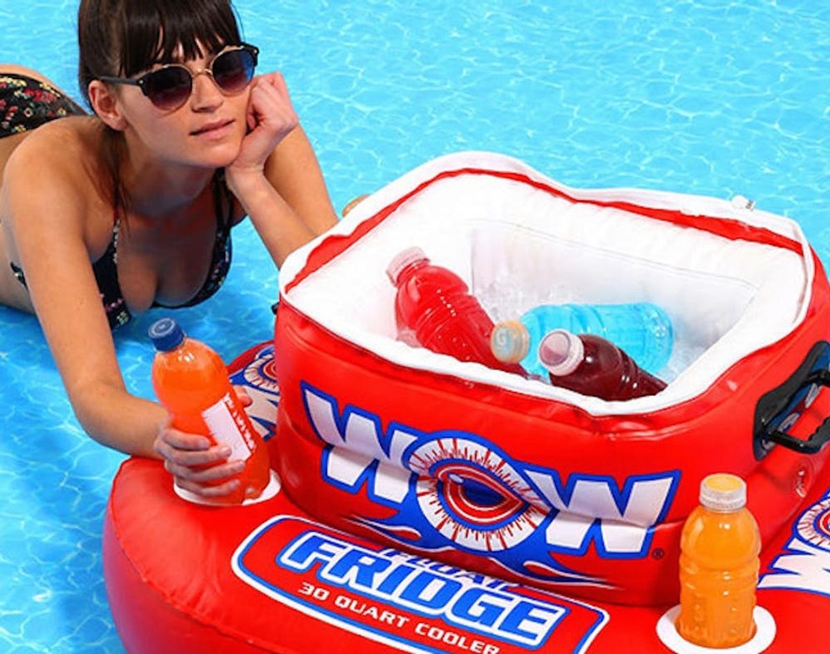 20 Essentials for a Sizzlin’ Last-Minute Pool Party