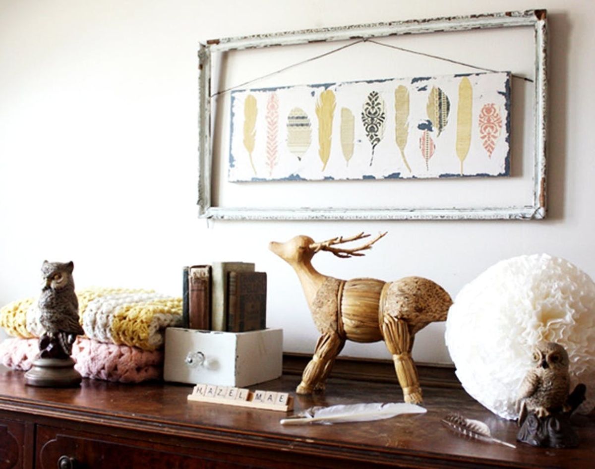 18 Feather-Inspired DIYs