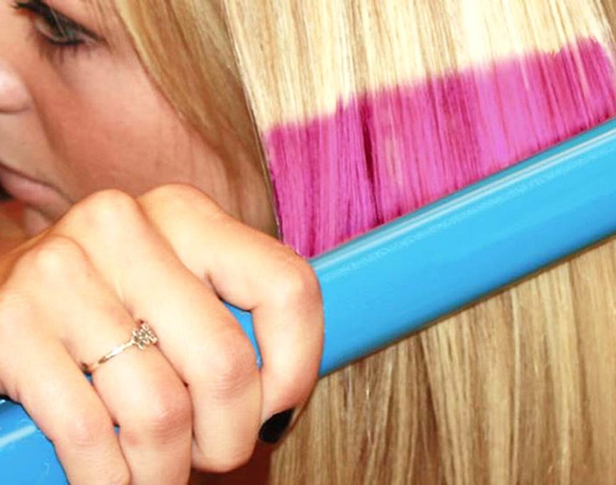 This Flat Iron Colors Your Hair Without Using Dye