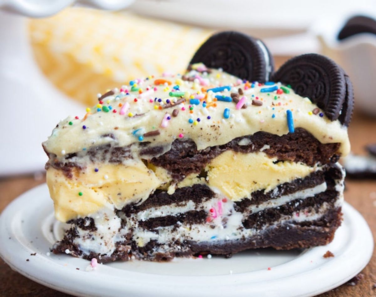 21 Downright Delicious Ice Cream Cake Recipes