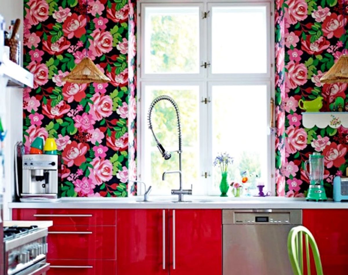 20 Inspirational Floral Walls to Bloom in Your Rooms
