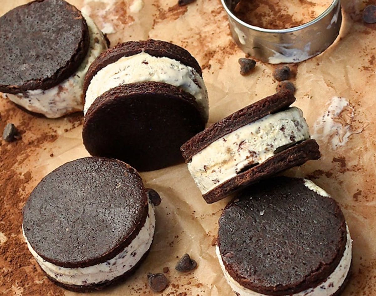 15 Guilt-Free Vegan Cookie Recipes to Try Baking
