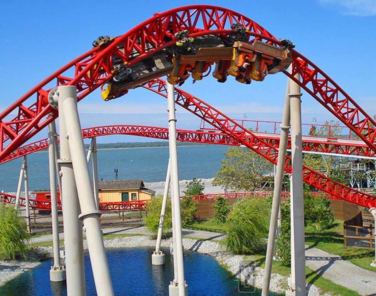 The 10 Craziest Roller Coaster Rides for Thrill Seekers