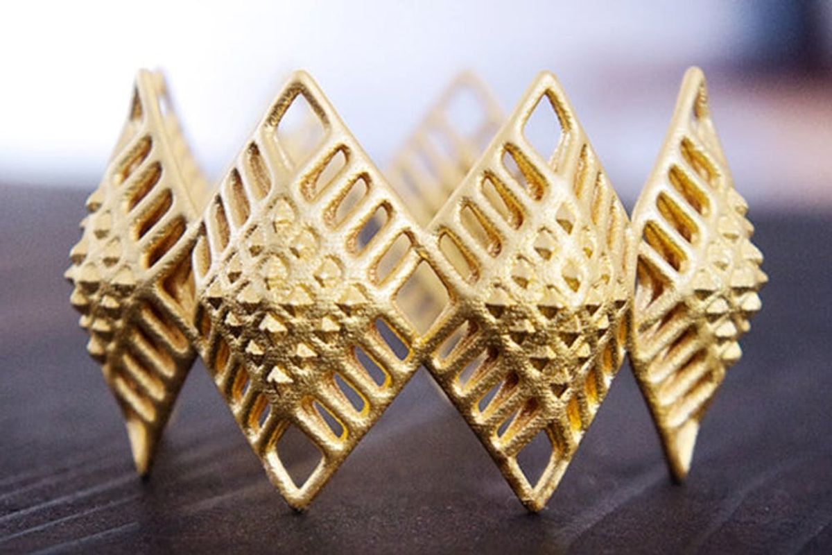 21 3D Printed Gold Jewelry and Accessories We Want Now