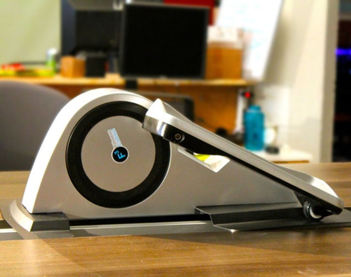 This Device Lets You Burn Calories While You Sit at Your Desk