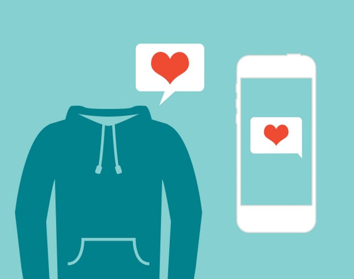 Forget Phones. You Can Now Text With Your Sweatshirt?!