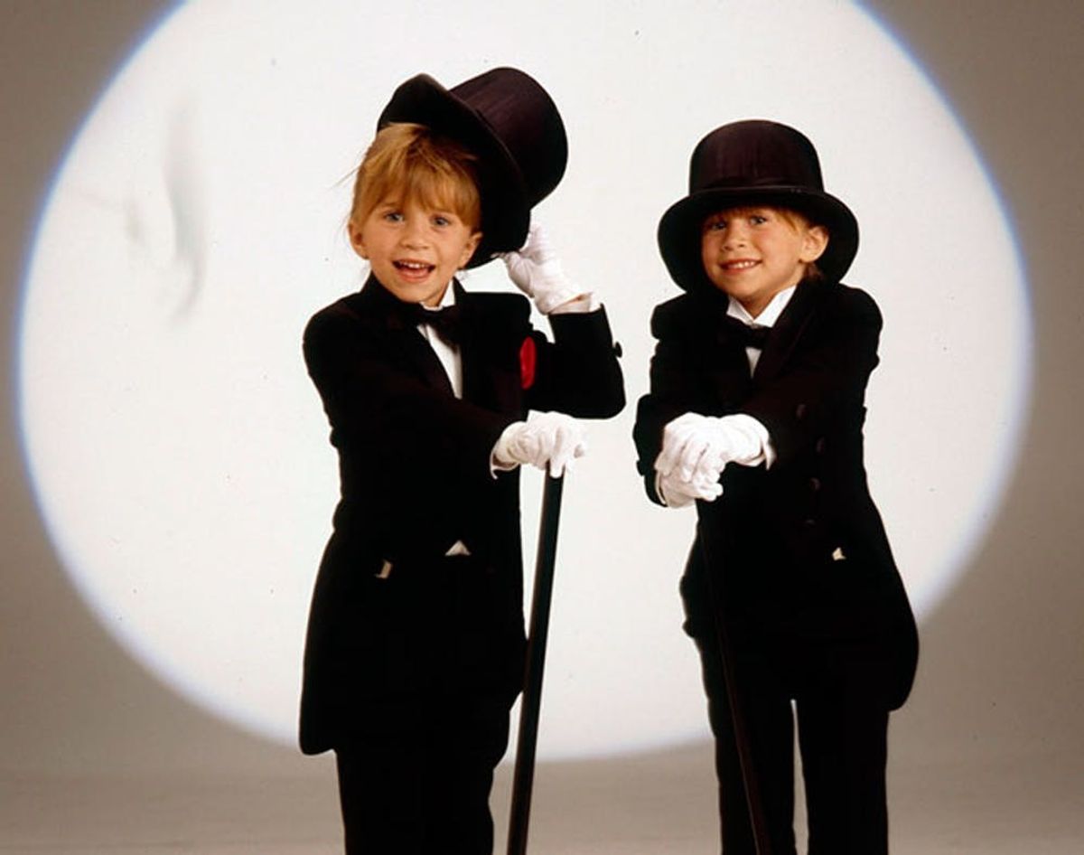 T.GIF: The Olsen Twins Turn 28, But We’ll Always Remember Them Like This