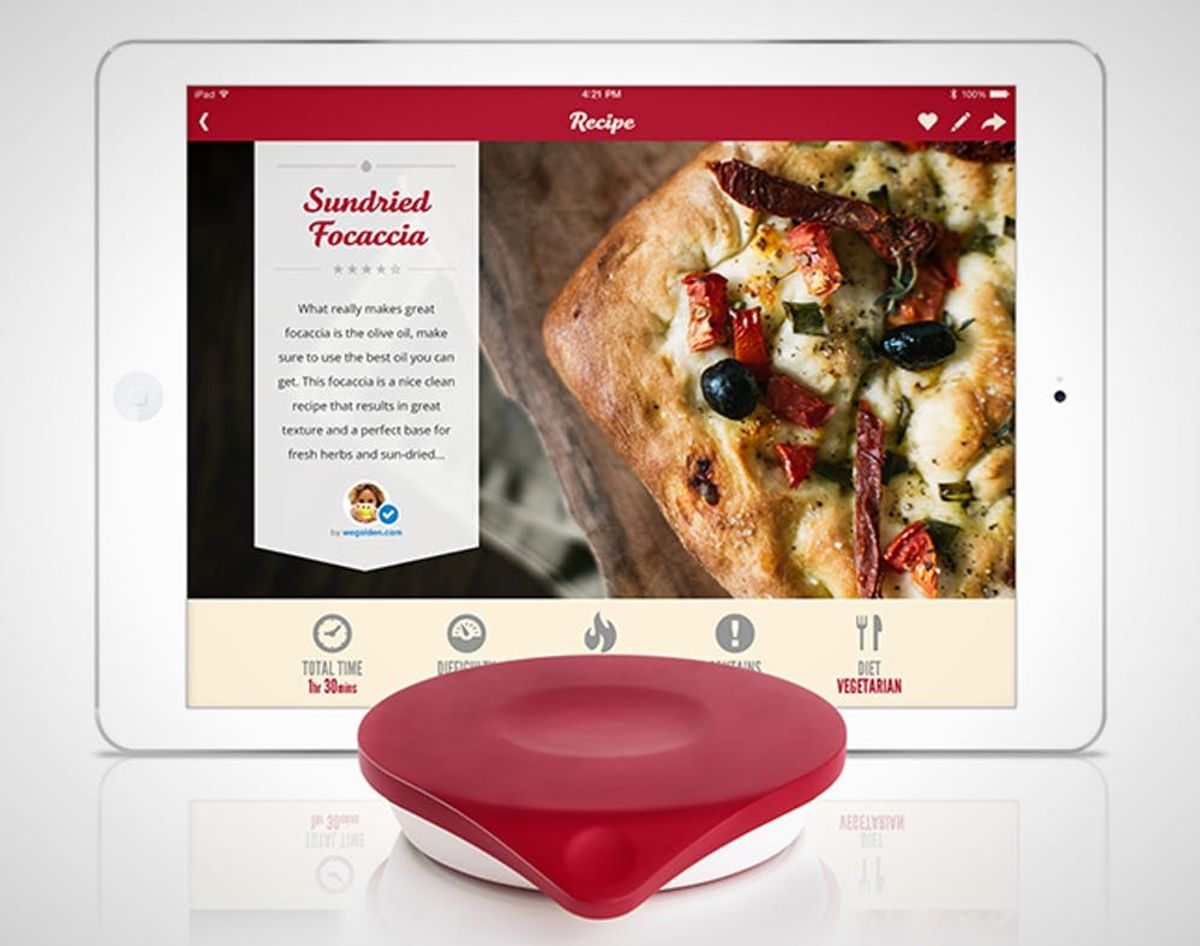 Say Bye to #BakingFails With a Tiny Gadget That Resizes Recipes