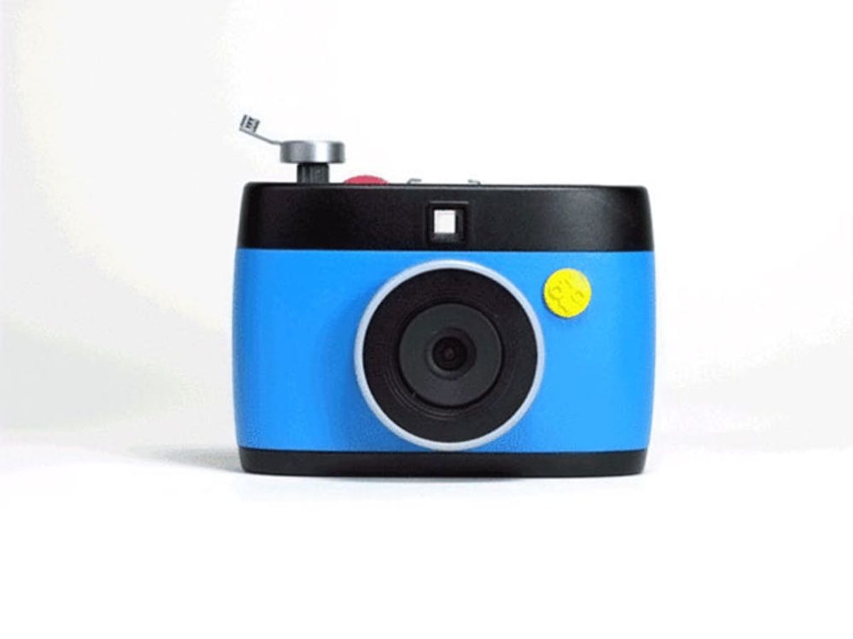 This Camera Doesn’t Just Take Photos, It Takes GIFs!