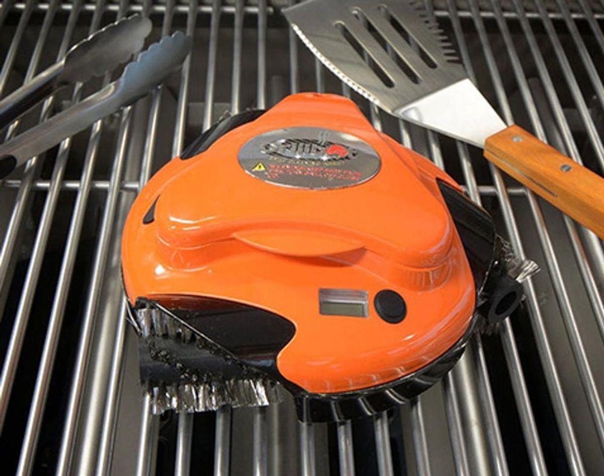 This Little Robot Will Clean Your Grill for You