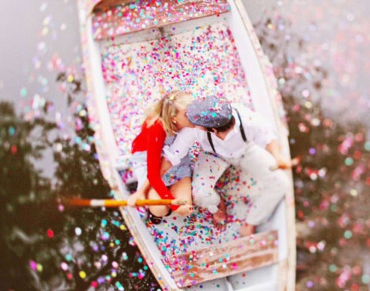 22 Creative Engagement Photo Ideas for Spring