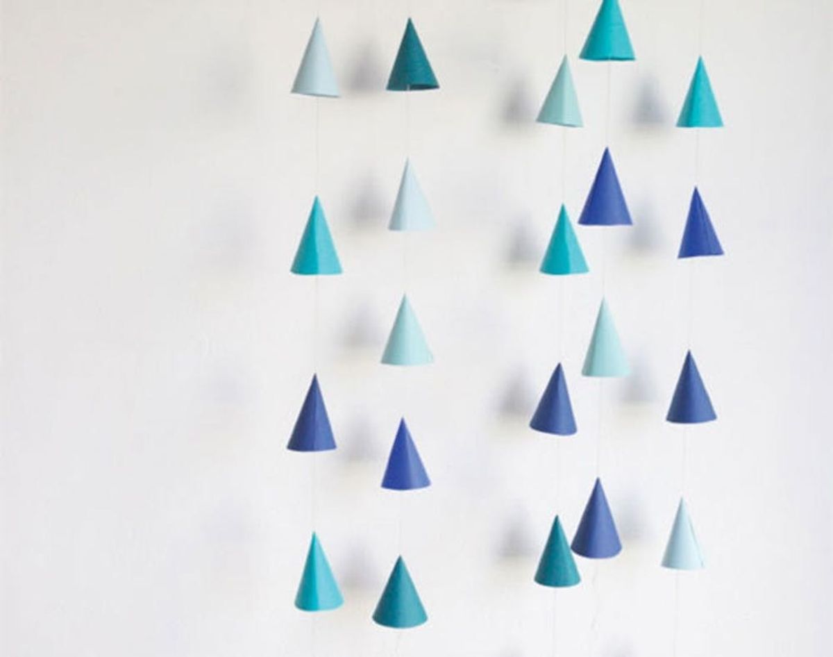 15 Ideas for Hanging Party Decor