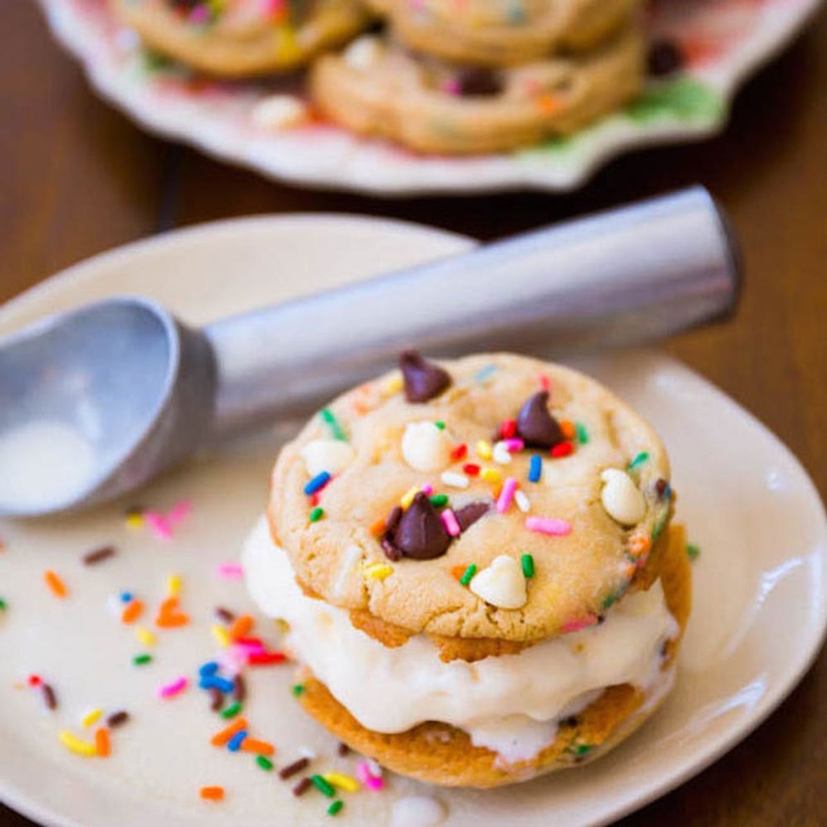 25 Ways to Turn Ordinary Cookies into Out-of-This World Ice Cream Sandwiches