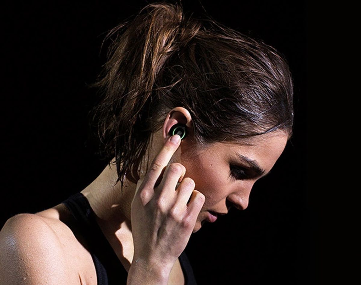 Listen Up! World’s First Smart Headphones Want to Be Your Workout Buddy